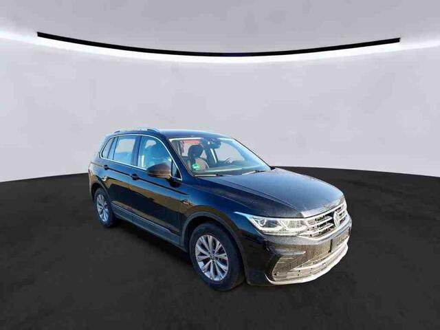 Volkswagen TIGUAN 1.4 TSI eHybrid 245pk DSG Elegance / Navigatie / Matrix LED / Camera