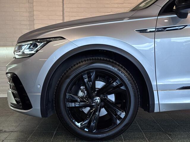 Volkswagen TIGUAN 1.5 TSI R-Line Business Black Style Pano Trekhaak Camera 20''