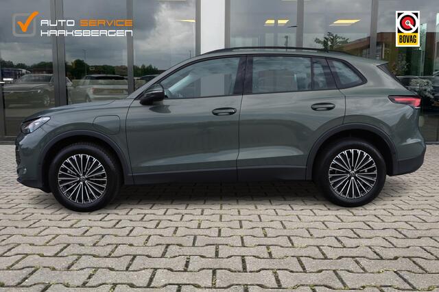 Volkswagen TIGUAN 1.5 eHybrid Life | Trekhaak | Camera | ACC | Cipressino Grün |