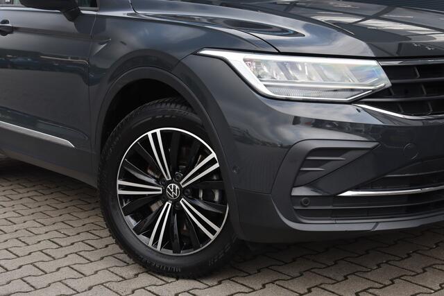 Volkswagen TIGUAN 1.4 TSI eHybrid Active | Trekhaak | Camera | ACC |