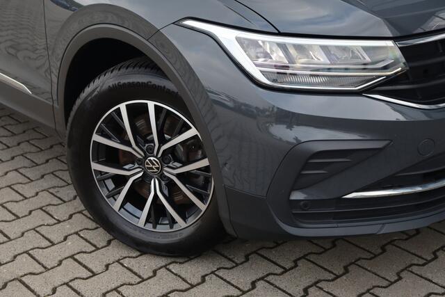 Volkswagen TIGUAN 1.4 TSI eHybrid Life | ACC | Led | Winter Pakket |