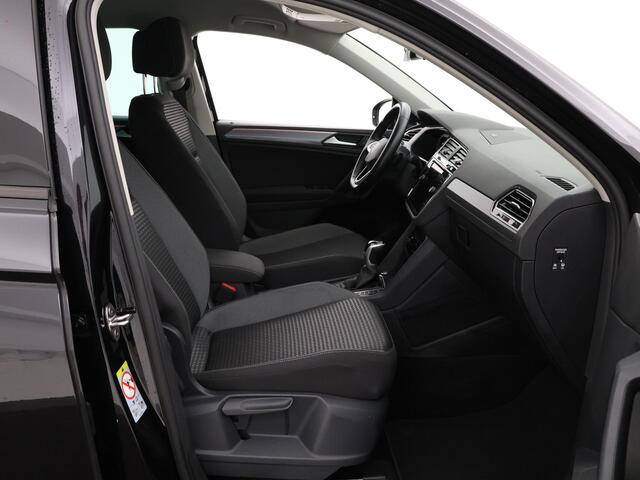 Volkswagen TIGUAN 1.4 TSI 245pk DSG eHybrid Life Business · Camera · P-Sensoren · Wegklapbare Trekhaak · Dodehoek Detectie · 18'' Inch ·