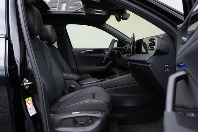 Volkswagen TIGUAN 1.5 eHybrid R-Line / 5 jaar Fabrieksgarantie/ Stoelen met Massage & Koeling/ Panoramadak/ 200kW (272PK)