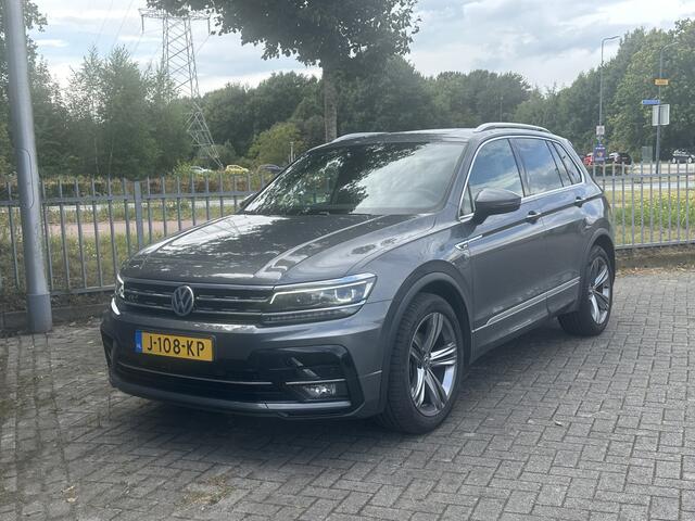 Volkswagen TIGUAN 1.5 TSI 150pk Business R-Line Trekhaak Navigatie