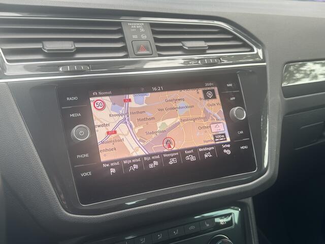 Volkswagen TIGUAN 1.5 TSI 150pk Business R-Line Trekhaak Navigatie