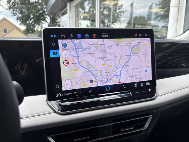 Volkswagen TIGUAN 1.5 eTSI 150pk DSG Elegance - Elektr. klep | Massage | Camera | Elektr. trekhaak | Alarm | All Season