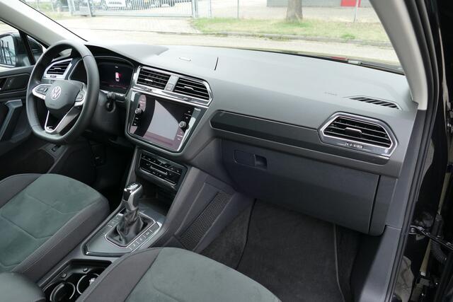 Volkswagen TIGUAN 1.5 eTSI Life Edition. Adap Cruise, IQ Licht, Camera, Navi, Virt Cock, 18"LMV, Haak 1800kg