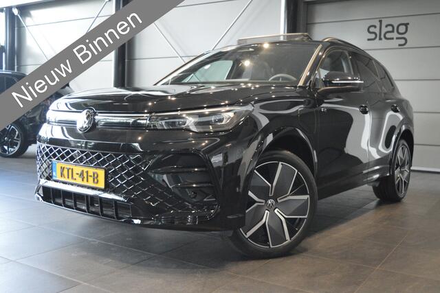 Volkswagen TIGUAN 1.5 eHybrid 3X R-Line Black Style head up pano 20 inch 272 pk !!