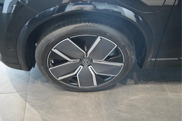 Volkswagen TIGUAN 1.5 eHybrid 3X R-Line Black Style head up pano 20 inch 272 pk !!