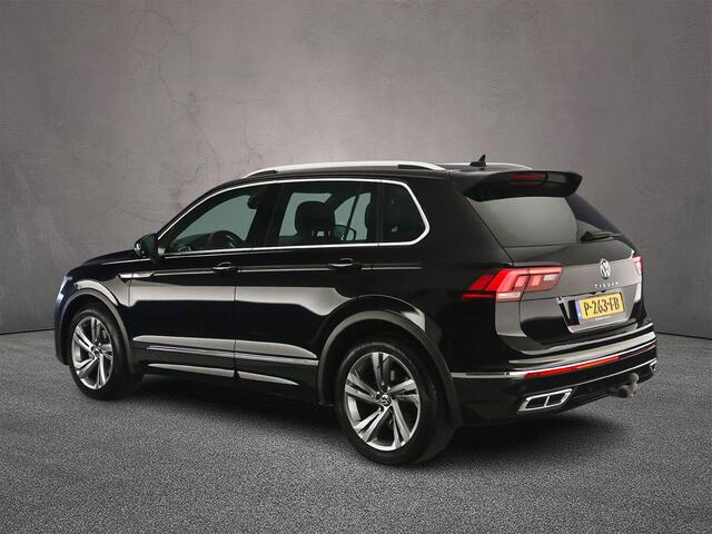 Volkswagen TIGUAN 1.5 TSI R-Line 150pk DSG Automaat, Trekhaak, Adaptive cruise control, Head-up display, 360 camera, Navigatie, App-connect, Elektrische achterklep