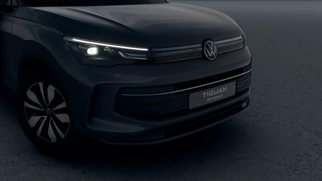 Volkswagen TIGUAN 1.5 eHybrid 204 6DSG Limited Edition | 30,5 cm display met 2D en 3D weergave | Automatische afstandsregeling (Adaptive Cruise Control) | Diefstalalarm