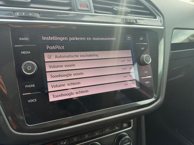 Volkswagen TIGUAN 1.4 TSI 175pk R-Line Aut- Panoramadak, Stuur/Stoelverwarming, Virtual Cockpit, Carplay, Android Auto