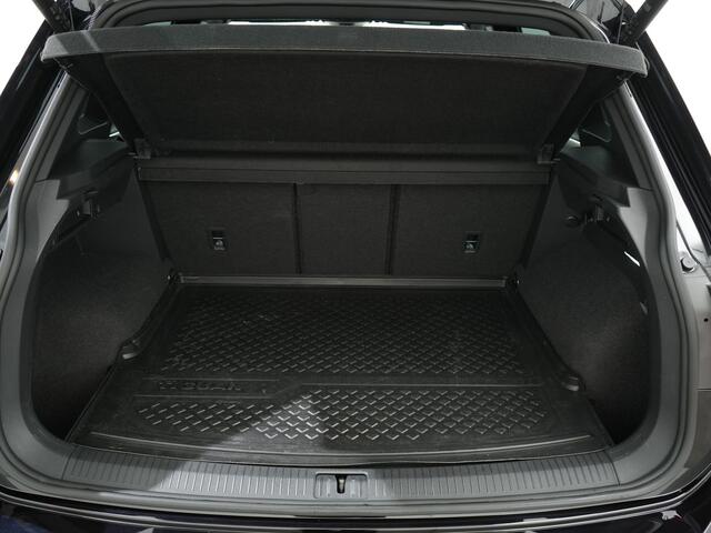 Volkswagen TIGUAN 1.5 TSI 150PK R LINE BUSINESS+ DSG | Panoramadak | 20 inch | Adaptief Demping Systeem
