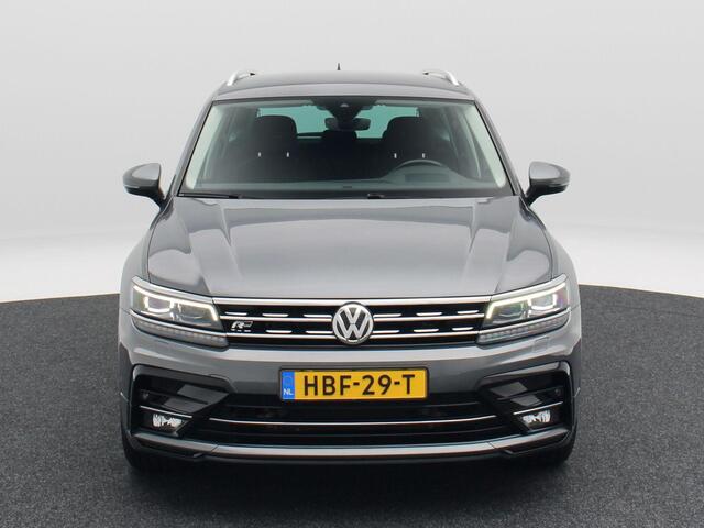 Volkswagen TIGUAN 1.5 TSi 150 Pk R-Line | Navigatie | Full LED | Trekhaak | Camera | 19 Inch | Head-Up | Adaptive Cruise | 80.932 Km!!
