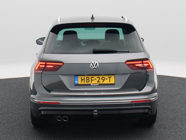 Volkswagen TIGUAN 1.5 TSi 150 Pk R-Line | Navigatie | Full LED | Trekhaak | Camera | 19 Inch | Head-Up | Adaptive Cruise | 80.932 Km!!