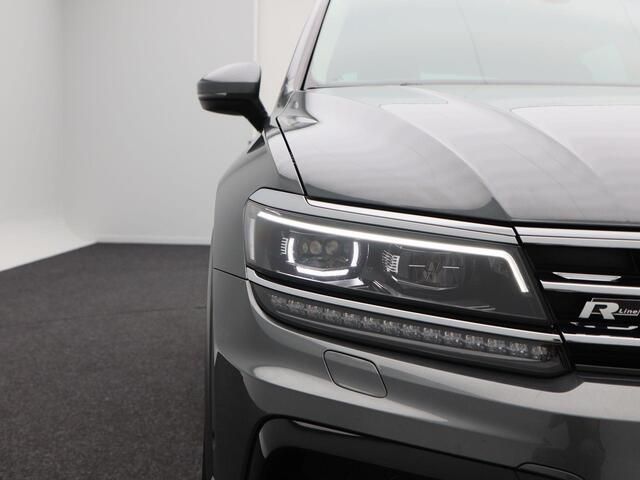 Volkswagen TIGUAN 1.5 TSi 150 Pk R-Line | Navigatie | Full LED | Trekhaak | Camera | 19 Inch | Head-Up | Adaptive Cruise | 80.932 Km!!