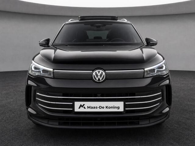 Volkswagen TIGUAN 1.5eHybrid 150kW/204PK Elegance · Leder · Panoramadak · Trekhaak · 360°Camera · Garantie t/m 08-09-2030 of 100000km.