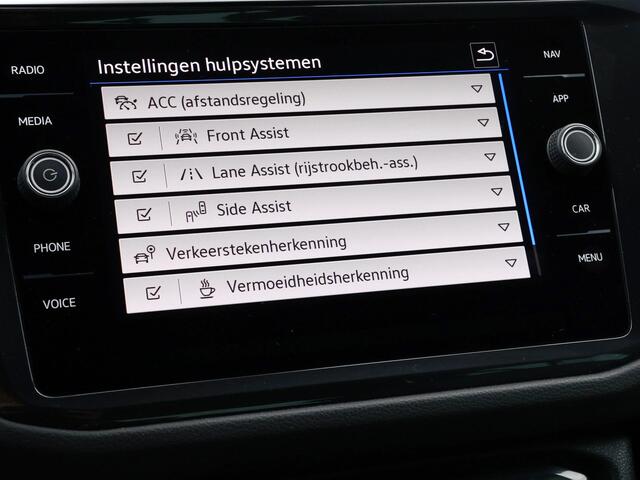 Volkswagen TIGUAN 1.4 TSI 245pk DSG eHybrid R-Line Business · Camera · Apple/Android Car Play · Navigatie · P-Sensoren · 19'' Inch ·