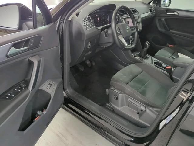 Volkswagen TIGUAN 1.5 TSI 130pk Life Business / Navigatie / Stoelverwarming / Camera