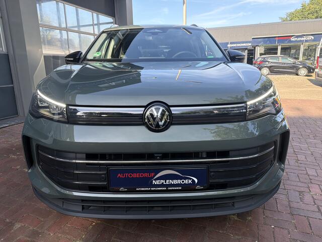 Volkswagen TIGUAN 1.5 eTSI automaat 360 camera trekhaak Edition 150pk 20Inch 2025 km 24.147