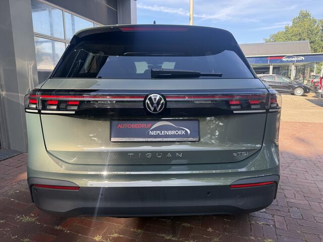 Volkswagen TIGUAN 1.5 eTSI automaat 360 camera trekhaak Edition 150pk 20Inch 2025 km 24.147