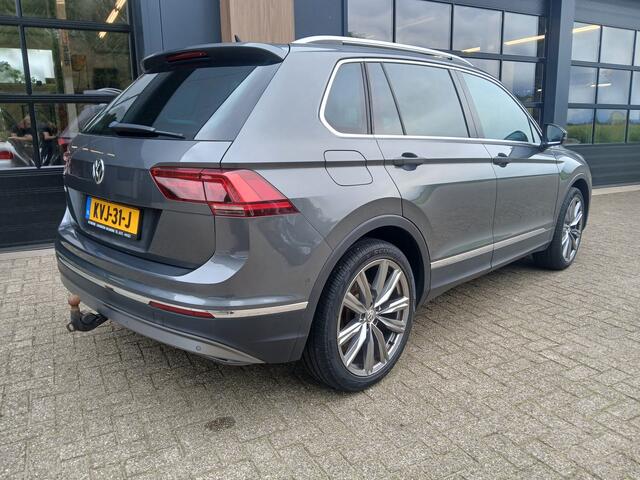 Volkswagen TIGUAN 1.5 TSI ACT Highline / trekhaak wegklapbaar / apple carplay / virtual cockpit / full led