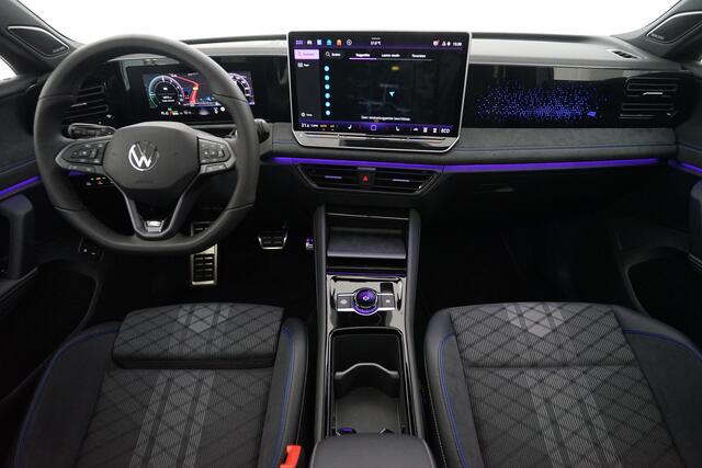 Volkswagen TIGUAN 1.5 eHybrid R-Line Edition 272PK DSG Panoramadak, Trekhaak, 360gr. Camera, Black Style, 20" LM Velgen, Head-Up Display, Harman Kardon Audio, Elektr. Achterklep