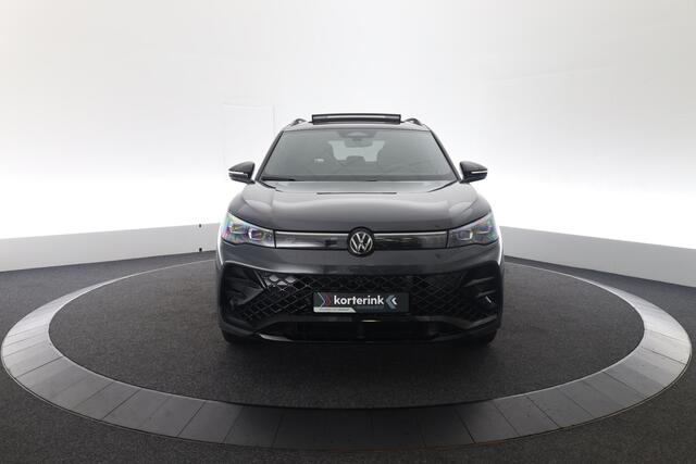 Volkswagen TIGUAN 1.5 eHybrid R-Line Edition 272PK DSG Panoramadak, Trekhaak, 360gr. Camera, Black Style, 20" LM Velgen, Head-Up Display, Harman Kardon Audio, Elektr. Achterklep