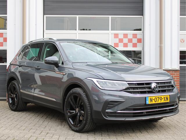 Volkswagen TIGUAN 1.5 TSI Sport Business /NAVI/Camera/19'LM/Keyless/ACC/Carplay/LED/PDC/Keyless/Stuurverwarming/NAP! 2e eig!