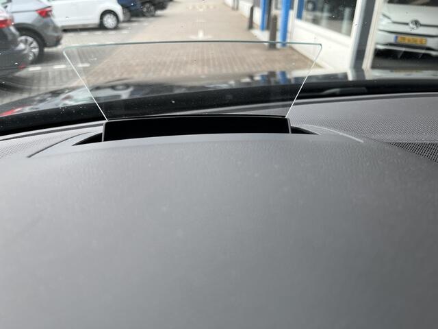 Volkswagen TIGUAN Allspace 1.5 TSI R-Line Business+ 7p. / AUTOMAAT/ PANO/ TREKHAAK/ APP-CONNECT/ ACC/ PARK.SENSOR. + CAMERA/ STOELVERWARM./ HARMAN&KARDON/ ELEK.ACHTERKLEP/ HEAD-UP/ KEYLESS/ NAVI/ DAB/ CLIMA/ LED