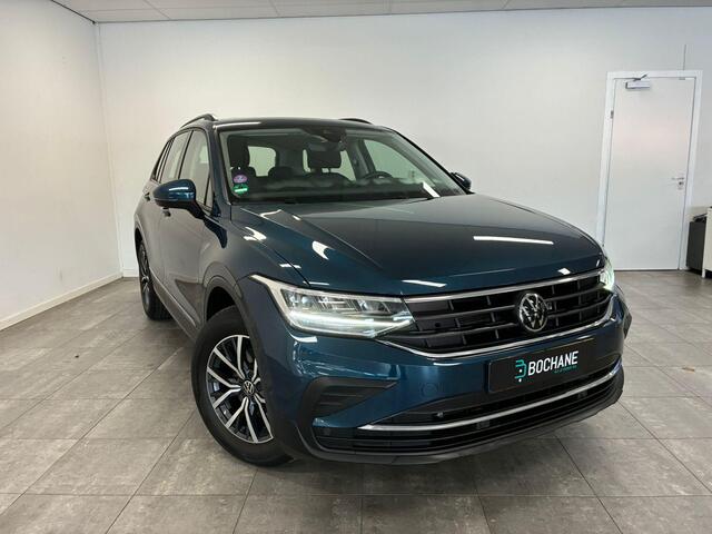 Volkswagen TIGUAN 1.5 TSI Elegance | Panoramadak | Adaptive Cruise Control | Stoel- & Stuurverwarming |Elektr. Kofferbak | Parkeerhulp