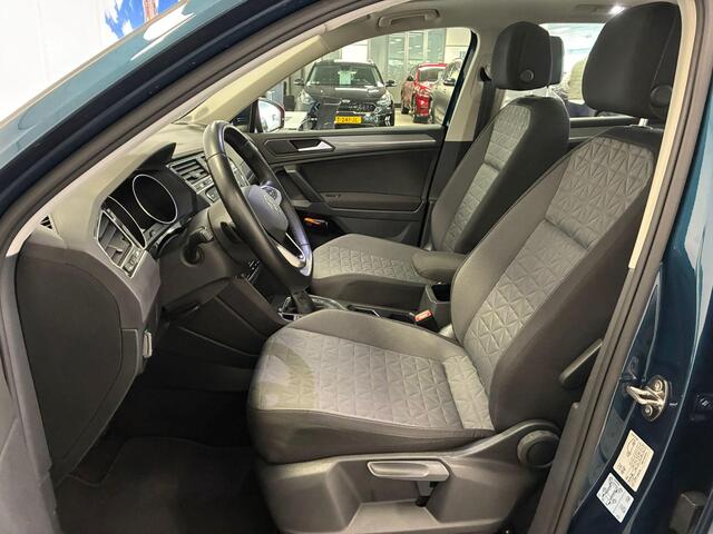 Volkswagen TIGUAN 1.5 TSI Elegance | Panoramadak | Adaptive Cruise Control | Stoel- & Stuurverwarming |Elektr. Kofferbak | Parkeerhulp