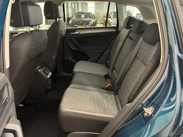 Volkswagen TIGUAN 1.5 TSI Elegance | Panoramadak | Adaptive Cruise Control | Stoel- & Stuurverwarming |Elektr. Kofferbak | Parkeerhulp
