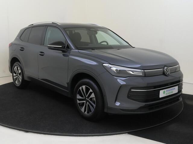 Volkswagen TIGUAN 1.5 eHybrid Life | SoH 98% | Trekhaak | 360 camera | Adaptieve demping | Keyless | Adaptieve cruise control | Dodehoekdetectie | Stoel- en stuurwielverwarming | Elektrische kofferklep |
