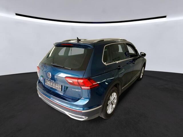 Volkswagen TIGUAN 1.4 TSI 245pk DSG eHybrid Elegance / 86% SOH / Navigatie / Matrix LED / Carplay