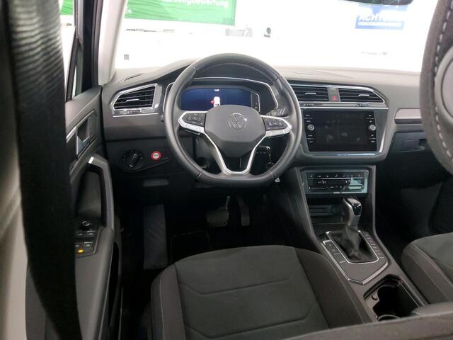 Volkswagen TIGUAN 1.4 TSI 245pk DSG eHybrid Elegance / 86% SOH / Navigatie / Matrix LED / Carplay