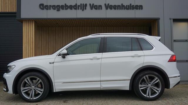 Volkswagen TIGUAN 2.0 TSI 180pk DSG 4Motion 2x R-Line Virtual Cockpit Trekhaak 19inch LM ACC *NL Auto* 2200kg Trekgewicht!