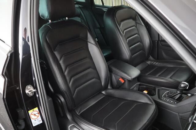 Volkswagen TIGUAN 1.5 TSI 150pk DSG ACT R-Line Highline Trekhaak Camera Leder Keyless Stoelverwarming Virtual Cockpit Navigatie