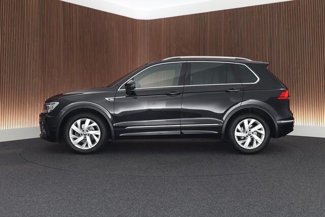 Volkswagen TIGUAN 1.5 TSI 150pk DSG ACT R-Line Highline Trekhaak Camera Leder Keyless Stoelverwarming Virtual Cockpit Navigatie