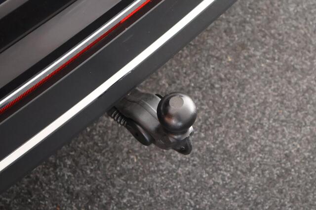 Volkswagen TIGUAN 1.4 TSI e-Hybrid 245pk Elegance Business+ Trekhaak Camera Keyless Stoelverwarming Virtual Cockpit Navigatie