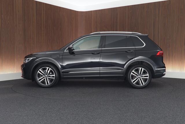 Volkswagen TIGUAN 1.4 TSI e-Hybrid 245pk Elegance Business+ Trekhaak Camera Keyless Stoelverwarming Virtual Cockpit Navigatie