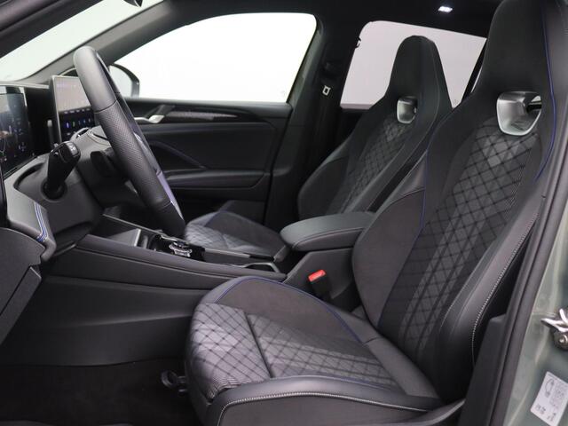 Volkswagen TIGUAN 1.5 eHybrid R-Line Edition Panoramadak, Trekhaak, Black Style, Harman Kardon Audio, 20" LM Velgen, Matrix LED-Verlichting, Side Assist, Elektr. Achterklep, 360gr. Camera
