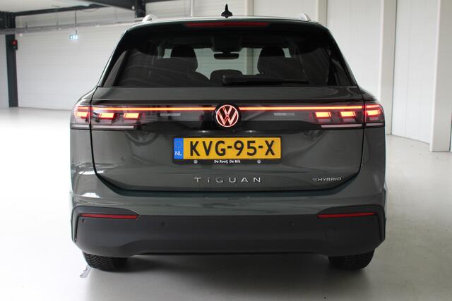 Volkswagen TIGUAN 1.5 eHybrid Life Energy Edition Navigatie | 360 Camera | Head Up Display | Keyless | Led Plus Light | Trekhaak