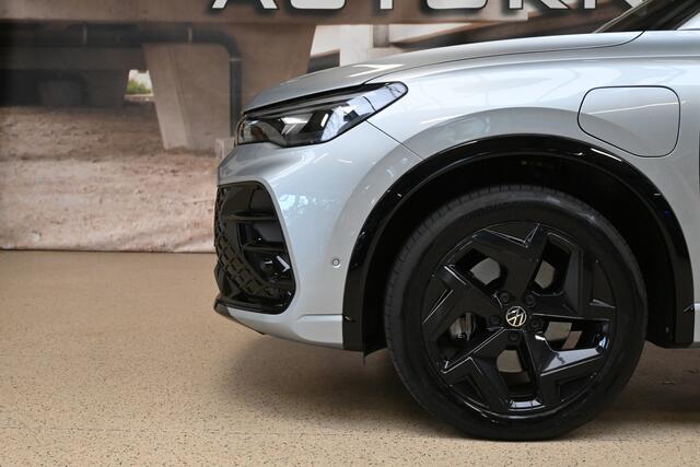 Volkswagen TIGUAN 1.5 eHybrid 272 PK R-Line | Trekhaak | 360° | IQ. Light | 100% (Dealer) onderhouden label