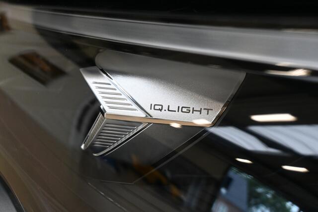 Volkswagen TIGUAN 1.5 eHybrid 272 PK R-Line | Trekhaak | 360° | IQ. Light | 100% (Dealer) onderhouden label