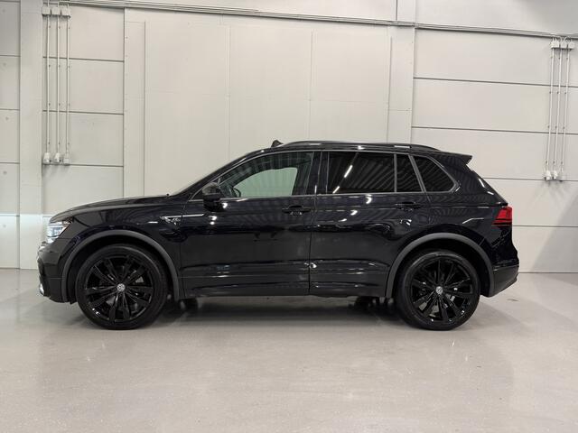 Volkswagen TIGUAN 2.0 TSI 4Motion R-Line BLACK PANO/VOL-LEER/20"/LED-PLUS/ACC/MEMORY/360CAMERA/VIRTUAL/CARPLAY/PRIVACY/DONKERE-HEMEL/EL.A.KLEP/DEEP BLACK PEARL