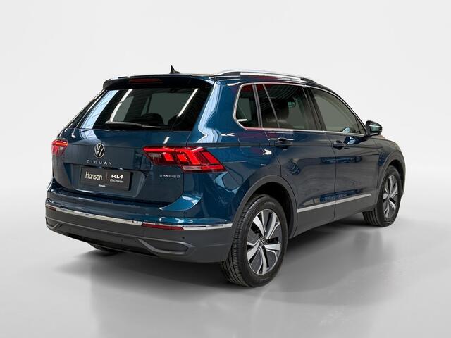 Volkswagen TIGUAN 1.4 TSI eHybrid Life I Elek. Trekhaak I Stoel- en Stuurverwarming I Camera I Adaptive Cruise I CarPlay I Elek. Achterklep I