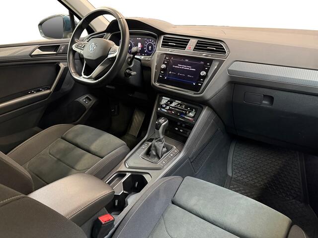 Volkswagen TIGUAN 1.4 TSI eHybrid Life I Elek. Trekhaak I Stoel- en Stuurverwarming I Camera I Adaptive Cruise I CarPlay I Elek. Achterklep I