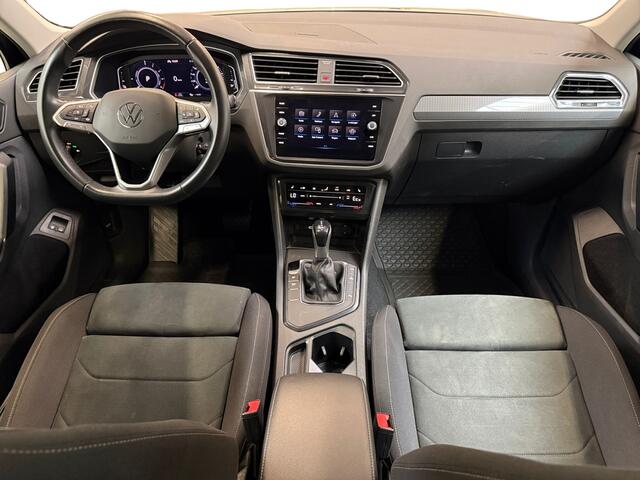 Volkswagen TIGUAN 1.4 TSI eHybrid Life I Elek. Trekhaak I Stoel- en Stuurverwarming I Camera I Adaptive Cruise I CarPlay I Elek. Achterklep I