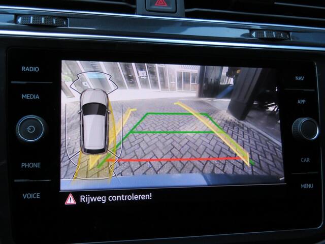 Volkswagen TIGUAN 1.4 TSI 245pk eHybrid Elegance / Trekhaak wegklap. / IQ Light / Stoel + stuurverw. / Elec. achterklep / BOVAG garantie